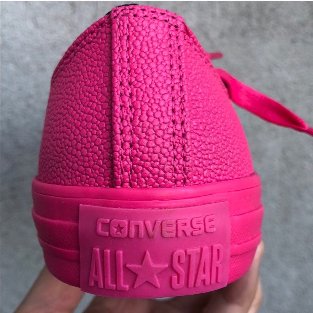 Converse All Stars fuchsia pink sneakers 7.5 new - Picture 4 of 5